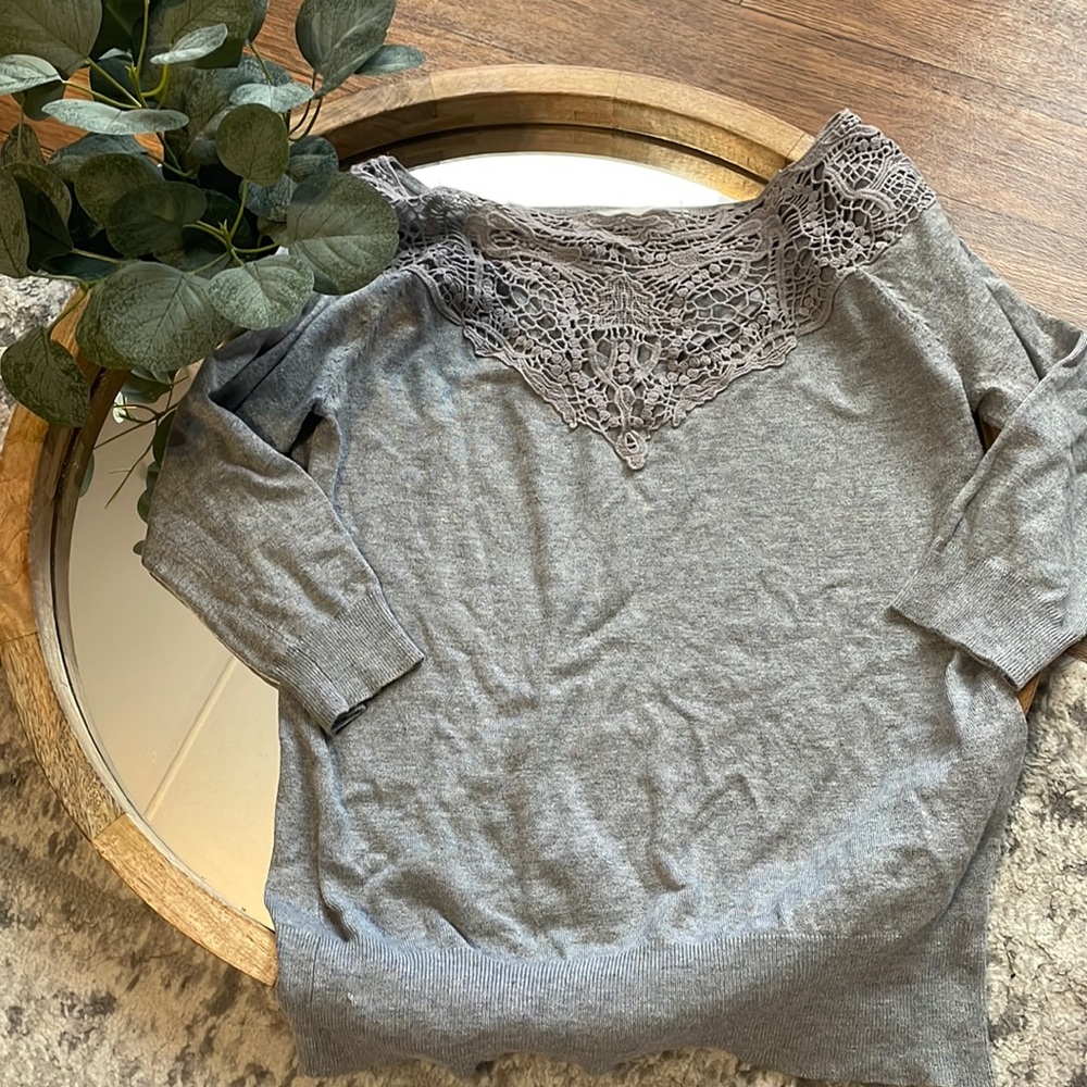 💸LAST CHANCE Forever 21 Women’s Gray Sweater